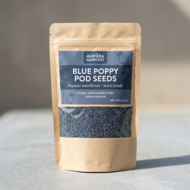 Packaged blue poppy pod seeds with a label indicating Papaver pod type, grade, and quantity.